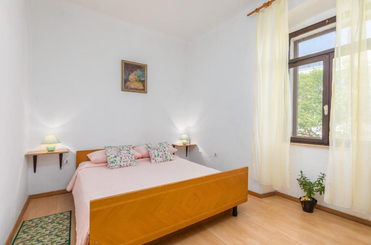 Apartment Ana Fažana Eksteriør bilde