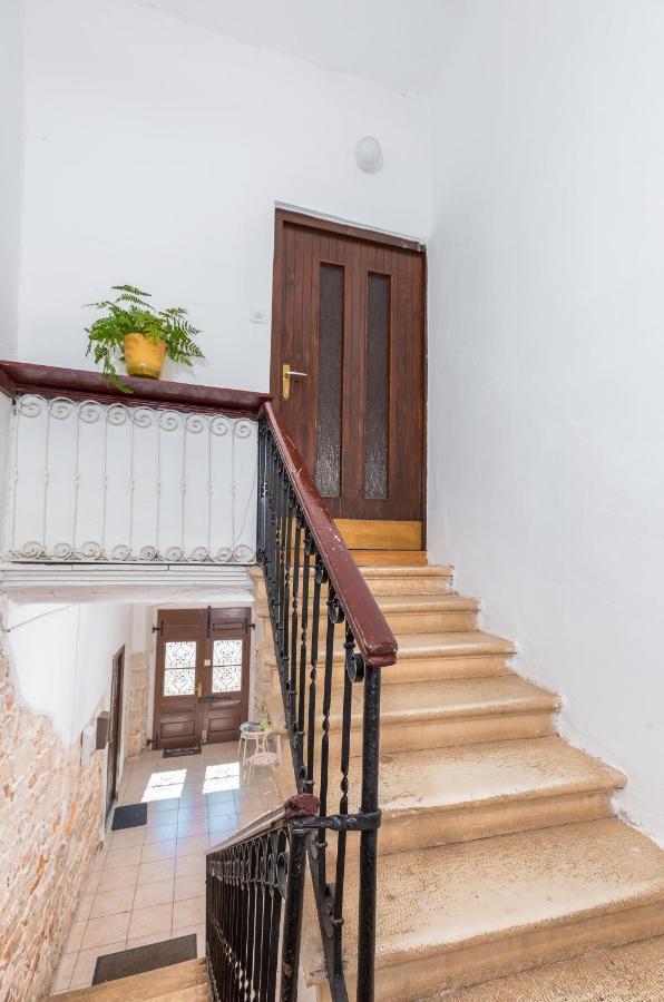Apartment Ana Fažana Eksteriør bilde